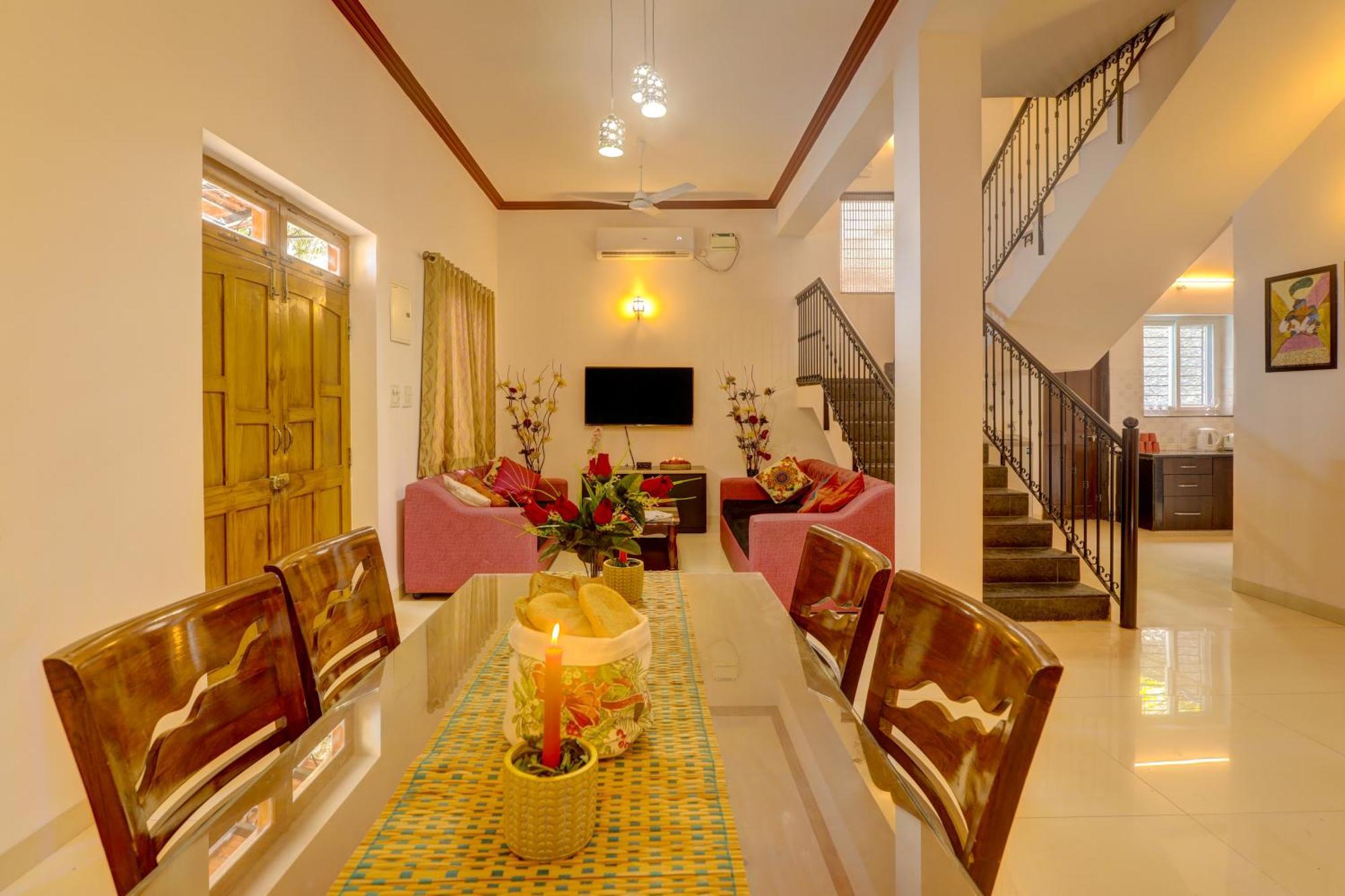 Ludo Private Pool Villa, Wifi-Caretaker-Parking, North Goa バガ エクステリア 写真